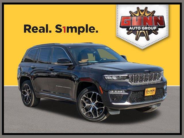 2024 Jeep Grand Cherokee Vehicle Photo in SELMA, TX 78154-1460