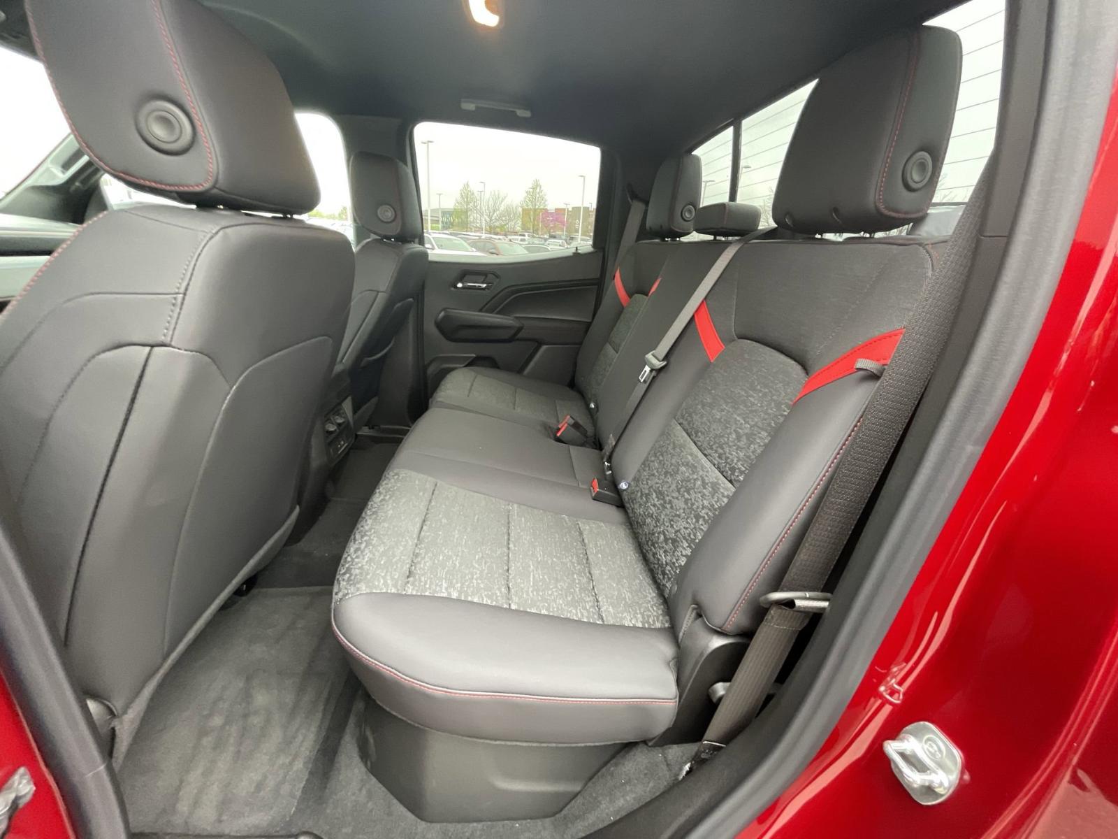 2025 Chevrolet Colorado Vehicle Photo in BENTONVILLE, AR 72712-4322