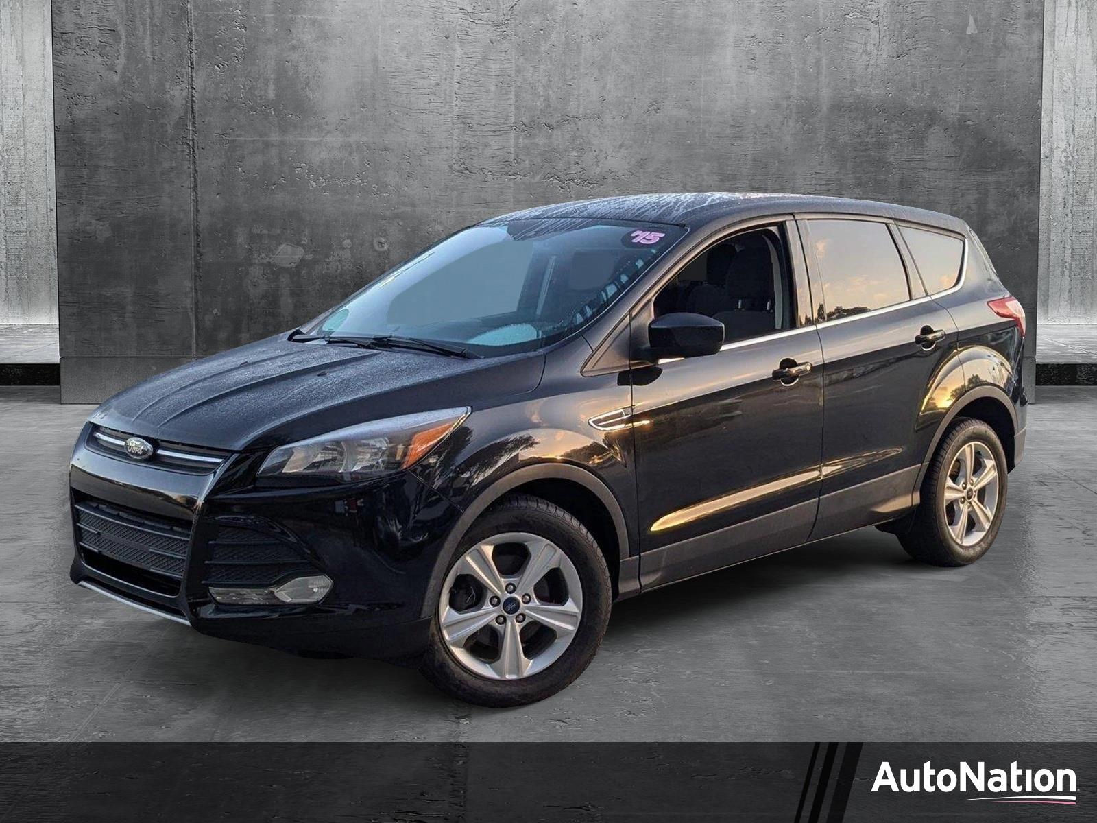 2015 Ford Escape Vehicle Photo in PEMBROKE PINES, FL 33024-6534