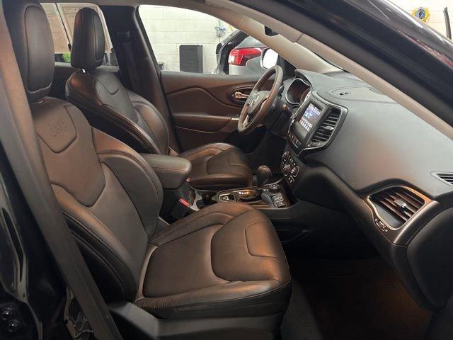 2021 Jeep Cherokee Vehicle Photo in MEDINA, OH 44256-9631