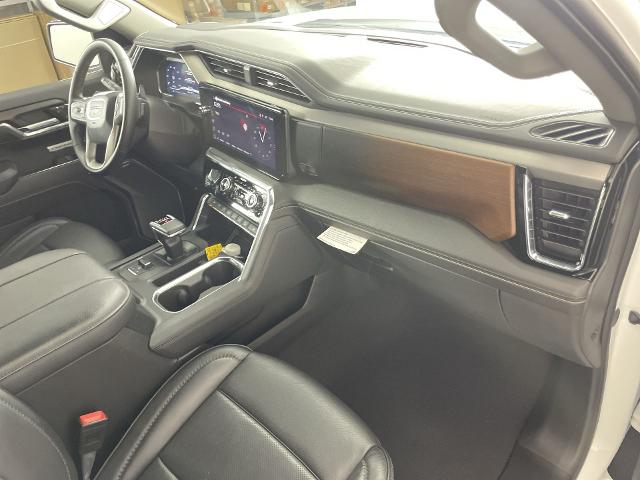 2024 GMC Sierra 1500 Vehicle Photo in GILBERT, AZ 85297-0402