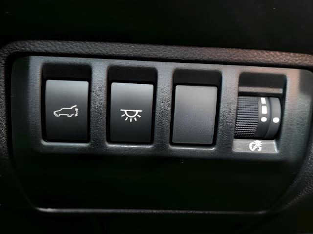 2025 Subaru Ascent Vehicle Photo in Green Bay, WI 54304
