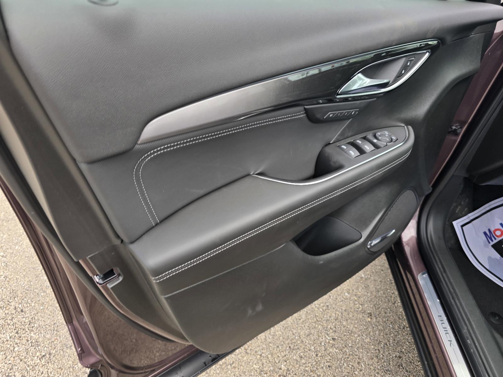 2025 Buick Envision Vehicle Photo in Rolla, MO 65401