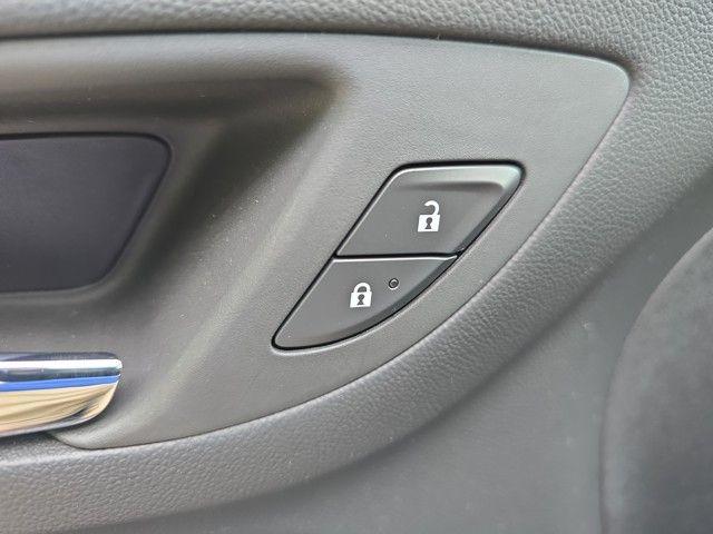 2023 Chevrolet Equinox Vehicle Photo in Pleasant Hills, PA 15236