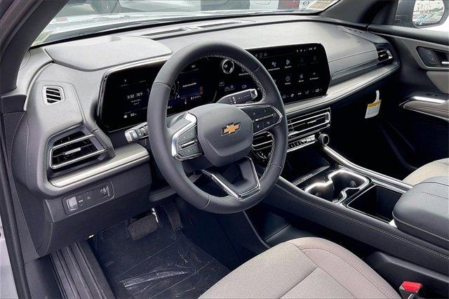 2025 Chevrolet Traverse Vehicle Photo in INDEPENDENCE, MO 64055-1314