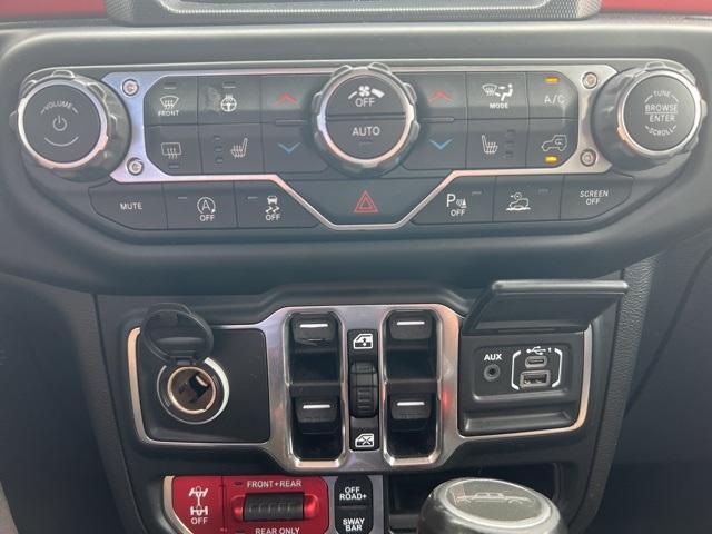 2021 Jeep Gladiator Vehicle Photo in GREEN BAY, WI 54304-5303
