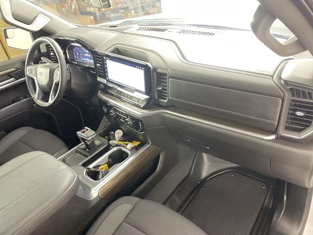 2024 Chevrolet Silverado 1500 Vehicle Photo in GILBERT, AZ 85297-0402