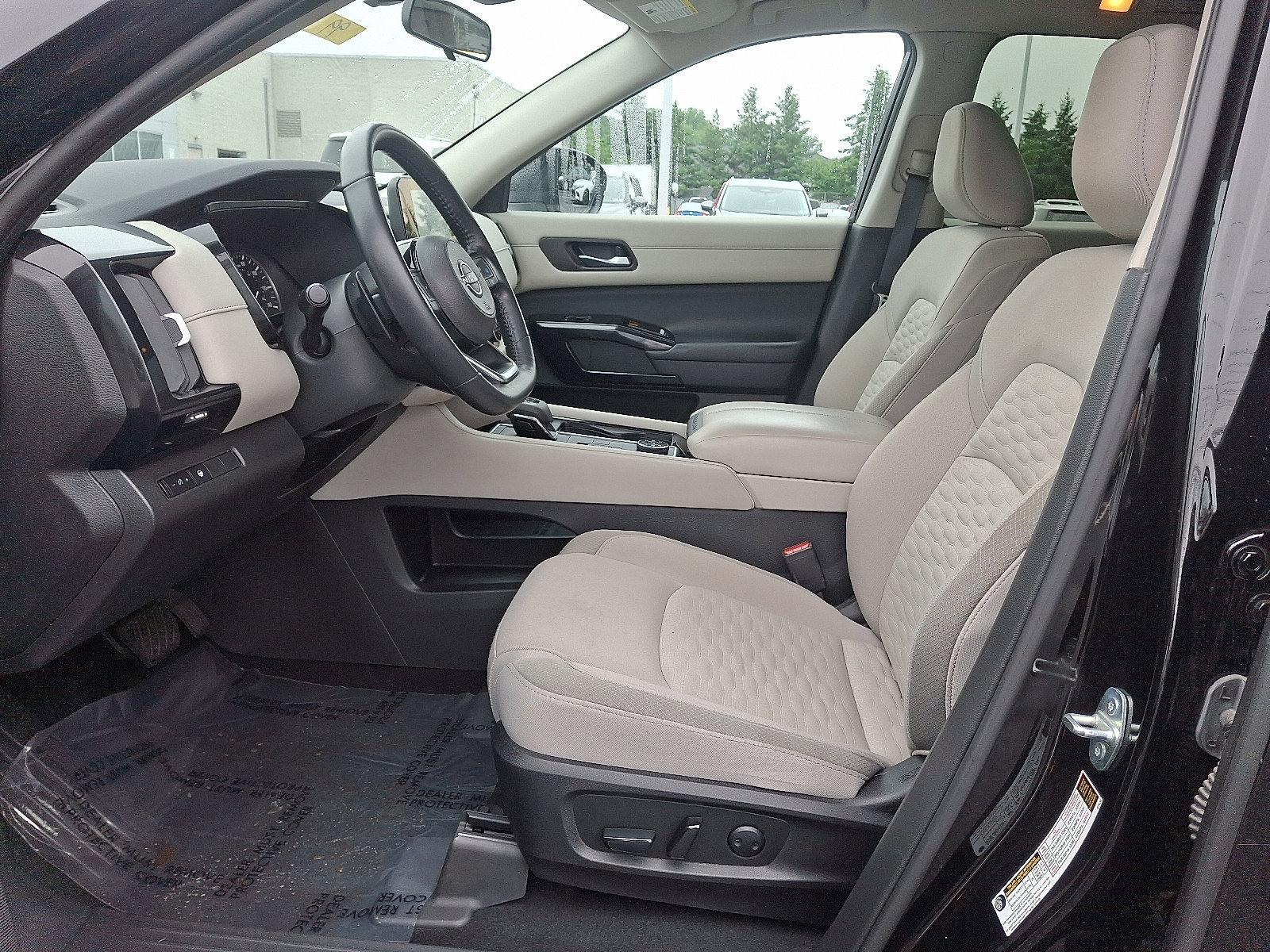 2022 Nissan Pathfinder Vehicle Photo in Harrisburg, PA 17111-1033