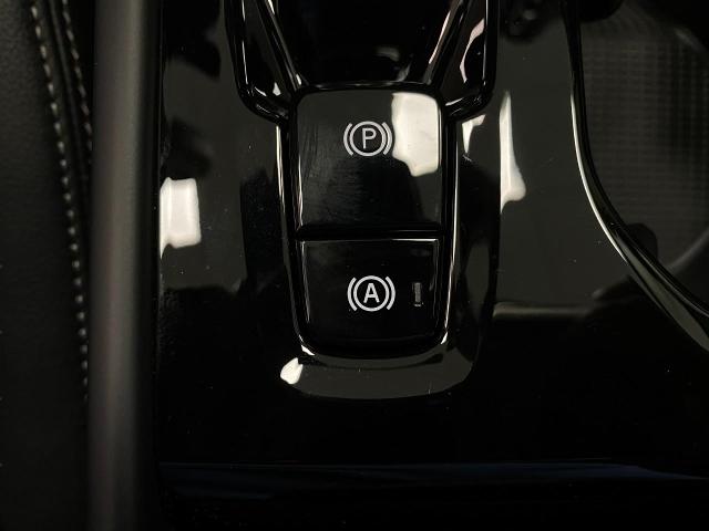 2026 Volvo XC40 Vehicle Photo in Appleton, WI 54913