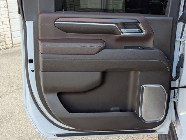 2024 GMC Sierra 2500 HD Vehicle Photo in San Antonio, TX 78230