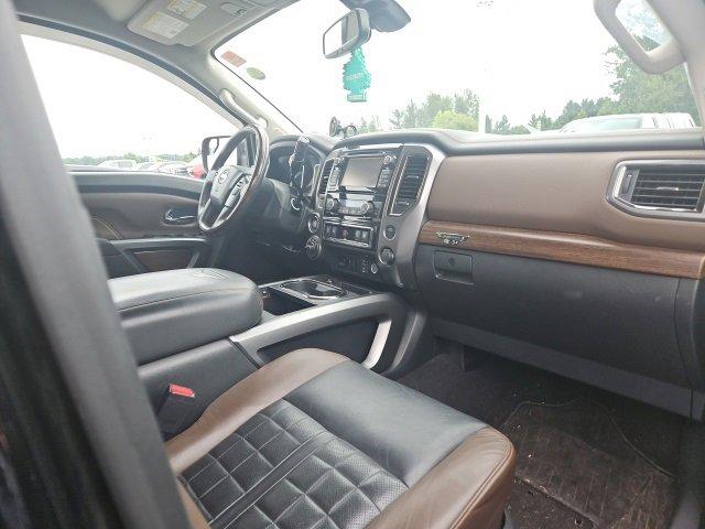 2017 Nissan Titan Vehicle Photo in PUYALLUP, WA 98371-4149
