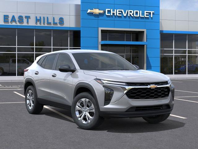 2025 Chevrolet Trax Vehicle Photo in Roslyn, NY 11576