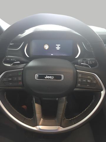2025 Jeep Grand Cherokee L Vehicle Photo in Oshkosh, WI 54901