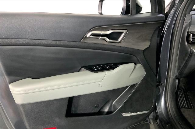 2023 Kia Sportage Vehicle Photo in Lees Summit, MO 64086