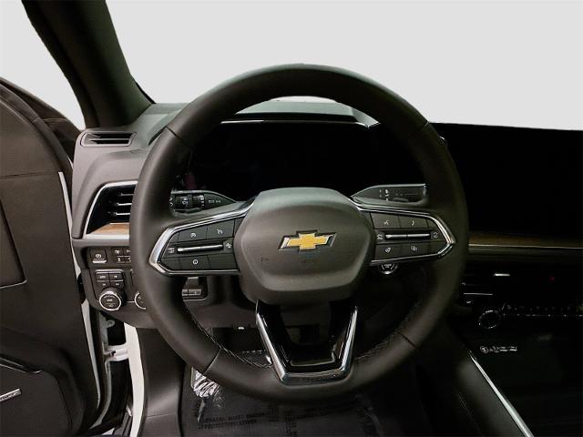 2025 Chevrolet Suburban Vehicle Photo in EVERETT, WA 98203-5662