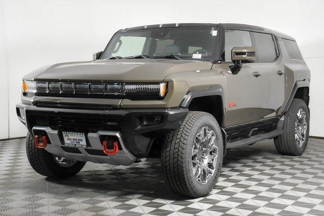 2025 GMC HUMMER EV SUV Vehicle Photo in PUYALLUP, WA 98371-4149