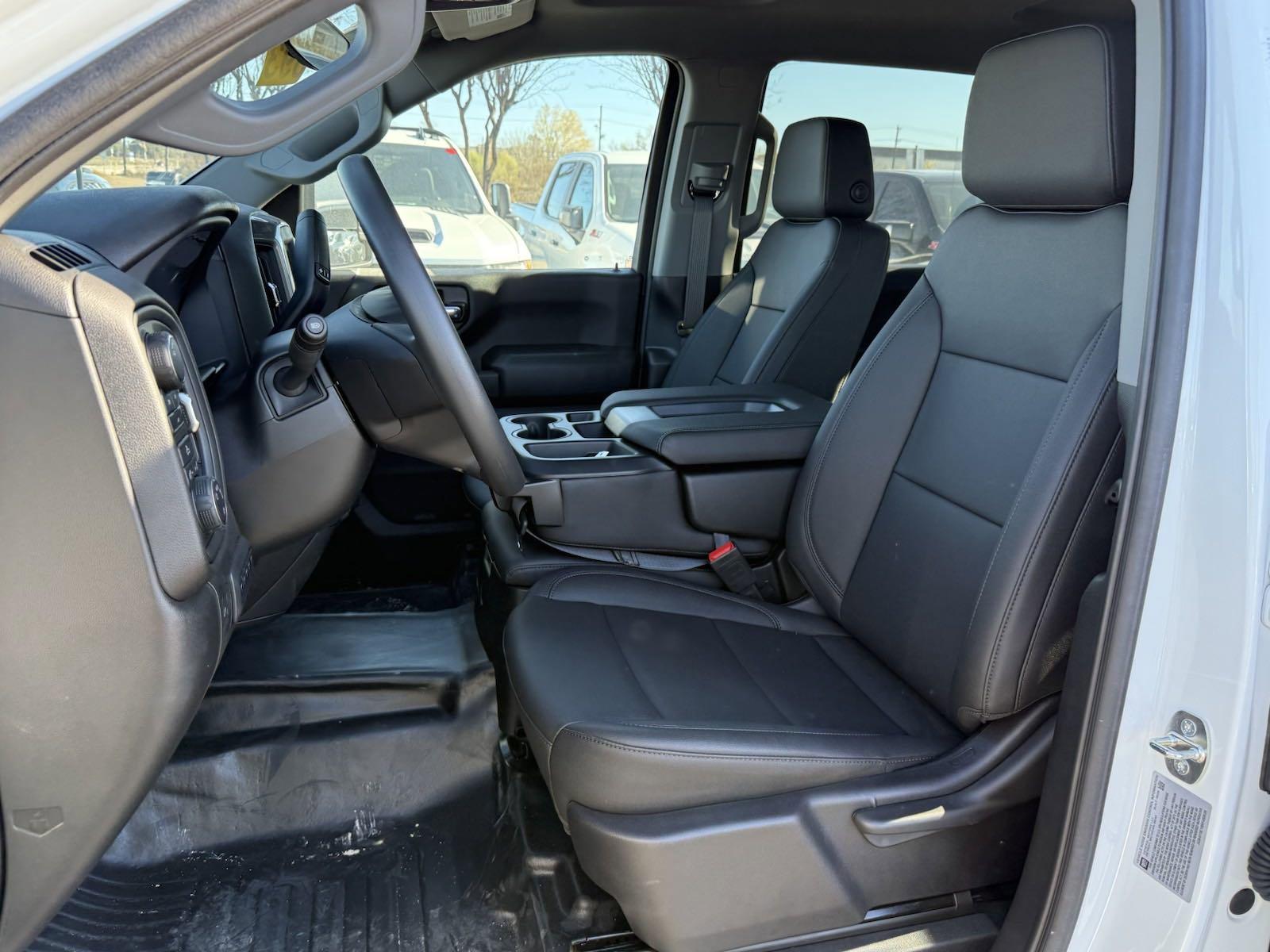 2024 Chevrolet Silverado 3500 HD Vehicle Photo in GEORGETOWN, TX 78626-7508