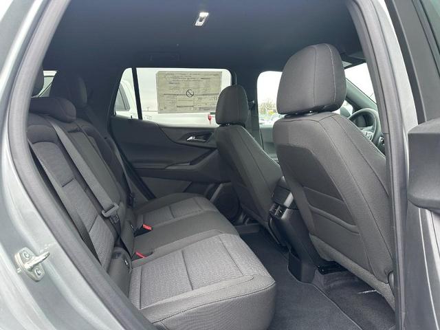 2025 Chevrolet Equinox Vehicle Photo in COLUMBIA, MO 65203-3903