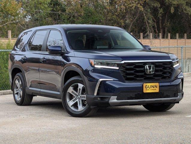 2023 Honda Pilot Vehicle Photo in San Antonio, TX 78230