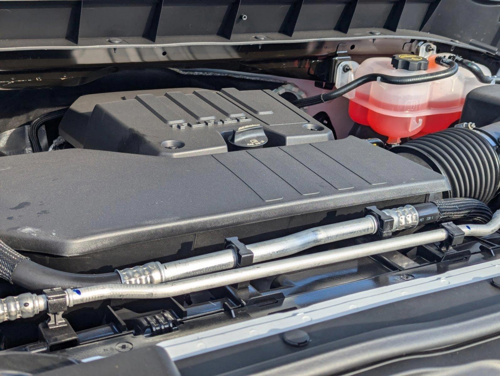 2025 Chevrolet Silverado 1500 Vehicle Photo in PEMBROKE PINES, FL 33024-6534