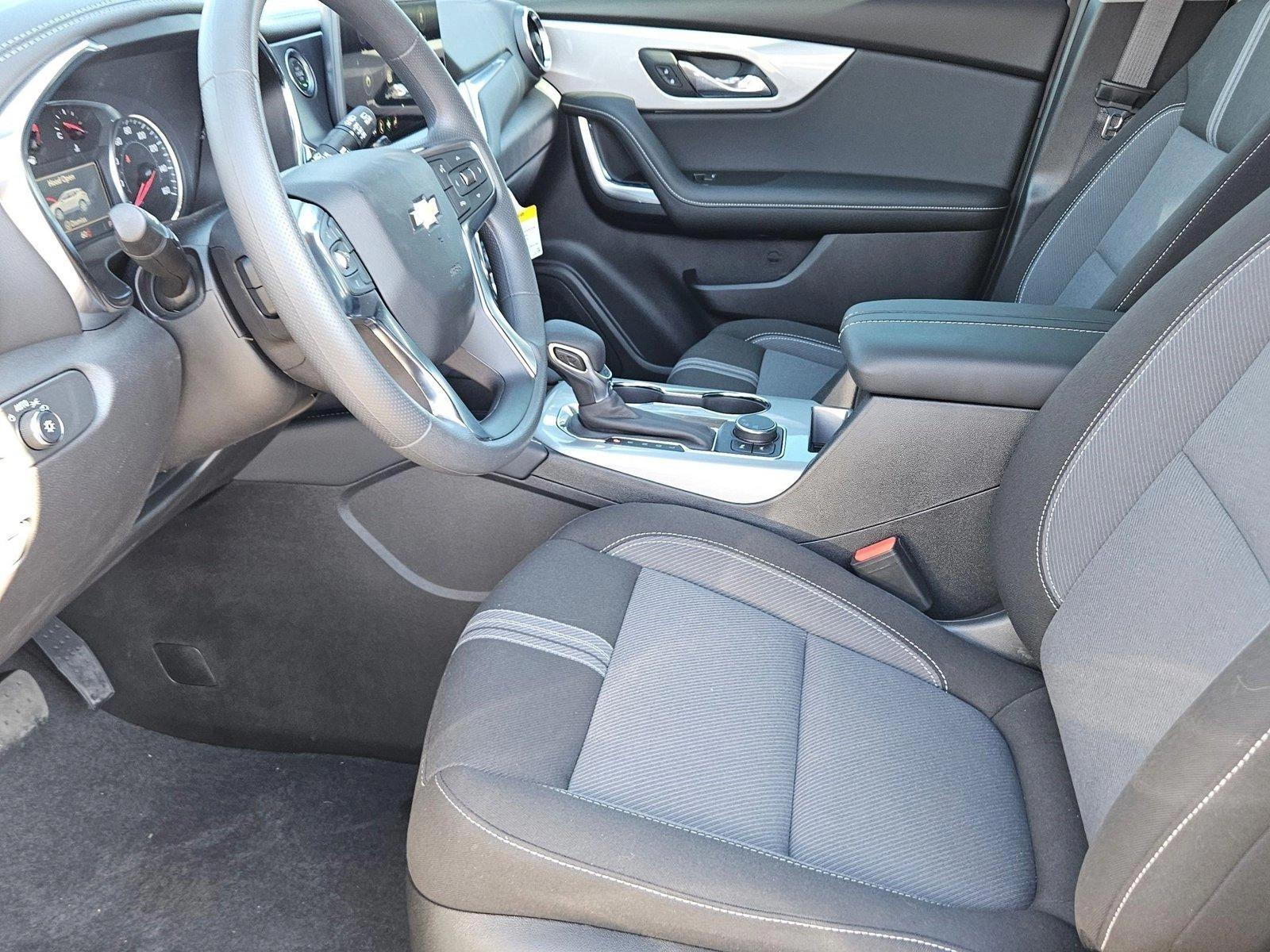 2025 Chevrolet Blazer Vehicle Photo in PEORIA, AZ 85382-3715