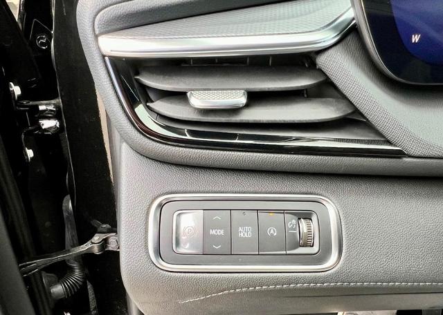 2025 Buick Enclave Vehicle Photo in EFFINGHAM, IL 62401-2832