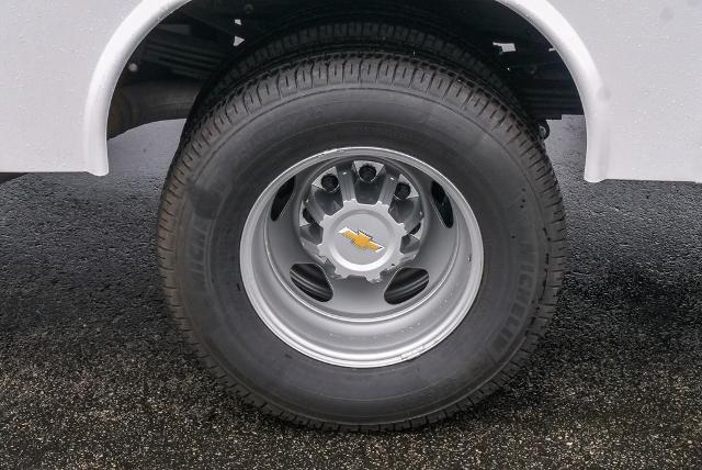 2025 Chevrolet Silverado 3500 HD CC Vehicle Photo in VENTURA, CA 93003-8585