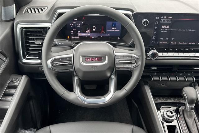 2025 GMC Canyon Vehicle Photo in ELK GROVE, CA 95757-8703