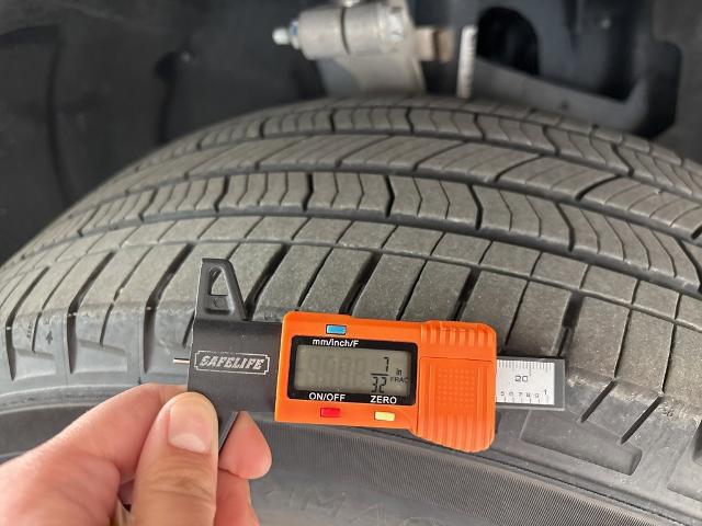 2022 Jeep Grand Cherokee L Vehicle Photo in MANHATTAN, KS 66502-5036