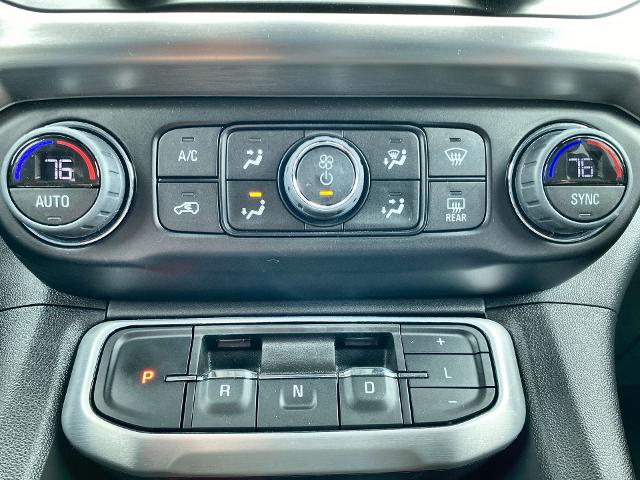 2023 GMC Acadia Vehicle Photo in WILLIAMSVILLE, NY 14221-2883