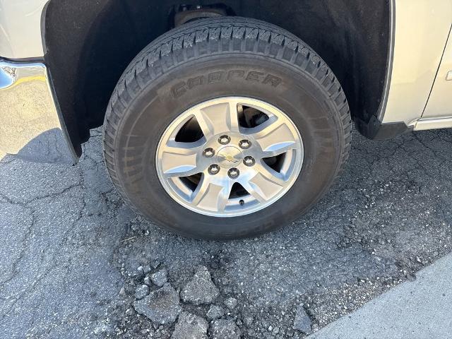 2017 Chevrolet Silverado 1500 Vehicle Photo in MANHATTAN, KS 66502-5036