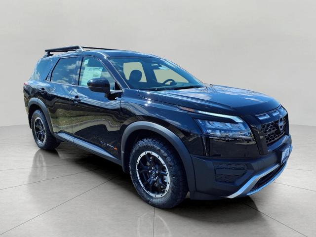 2025 Nissan Pathfinder Vehicle Photo in Oshkosh, WI 54904