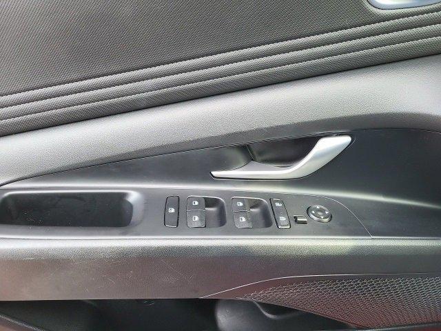 2023 Hyundai Elantra Vehicle Photo in THOMPSONTOWN, PA 17094-9014