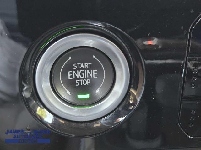 2023 GMC Sierra 1500 Vehicle Photo in DENTON, TX 76210-9321