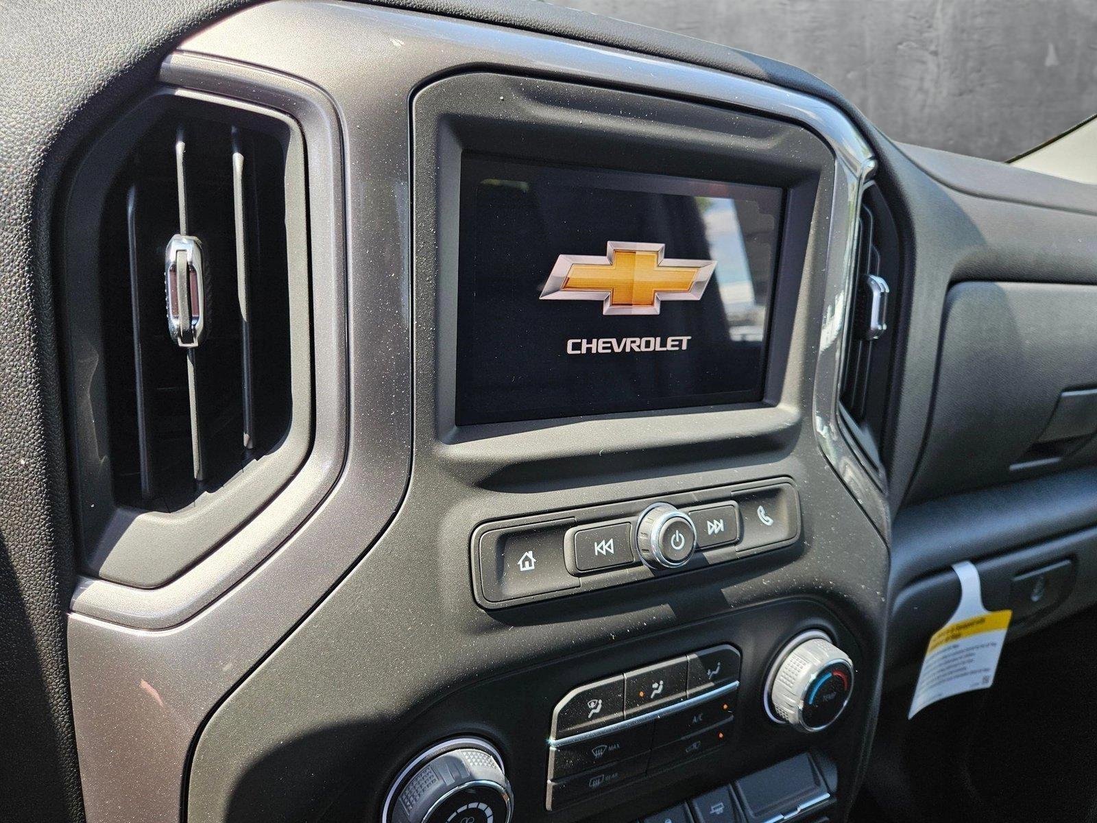 2025 Chevrolet Silverado 2500 HD Vehicle Photo in GREENACRES, FL 33463-3207