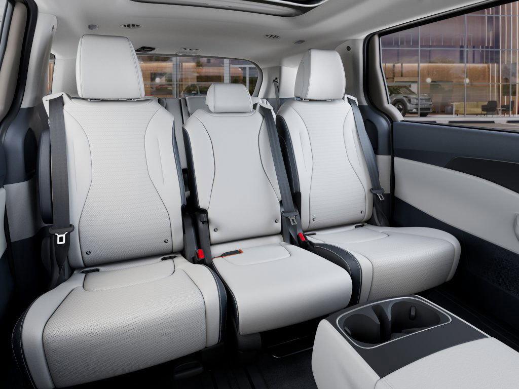 2025 Kia Carnival Hybrid Vehicle Photo in Langhorne, PA 19047