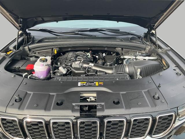 2025 Jeep Grand Cherokee L Vehicle Photo in Kaukauna, WI 54130