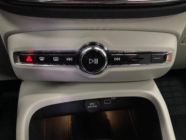 2025 Volvo XC40 Vehicle Photo in Appleton, WI 54913