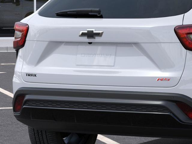 2025 Chevrolet Trax Vehicle Photo in Roslyn, NY 11576