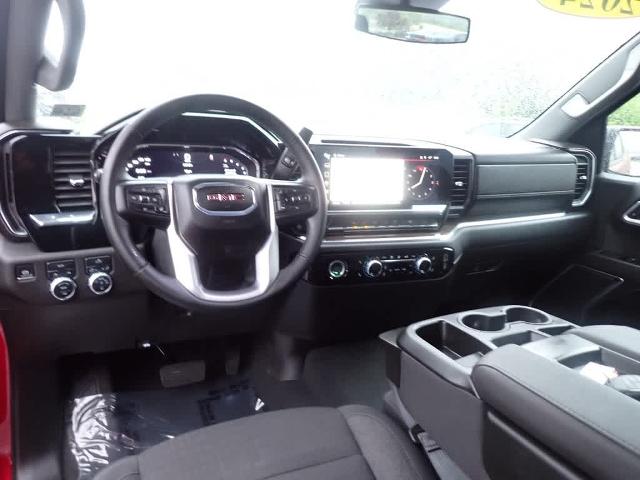 2024 GMC Sierra 1500 Vehicle Photo in ZELIENOPLE, PA 16063-2910