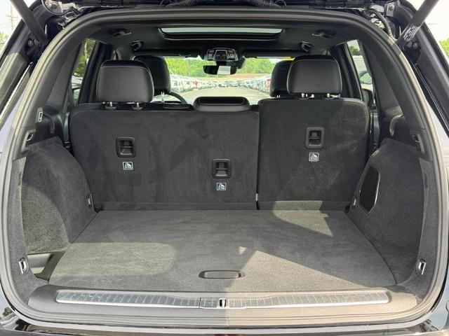 2024 Jeep Grand Cherokee Vehicle Photo in COLUMBIA, MO 65203-3903
