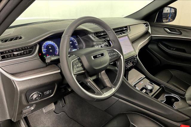 2024 Jeep Grand Cherokee Vehicle Photo in Tulsa, OK 74129