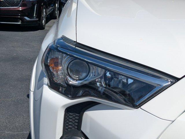 2016 Toyota 4Runner Vehicle Photo in BRUNSWICK, GA 31525-1881