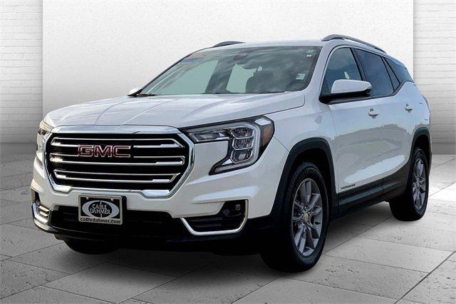 2024 GMC Terrain Vehicle Photo in TOPEKA, KS 66609-0000