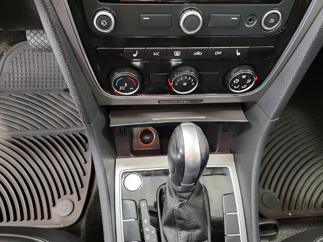 2015 Volkswagen Passat Vehicle Photo in Oshkosh, WI 54904