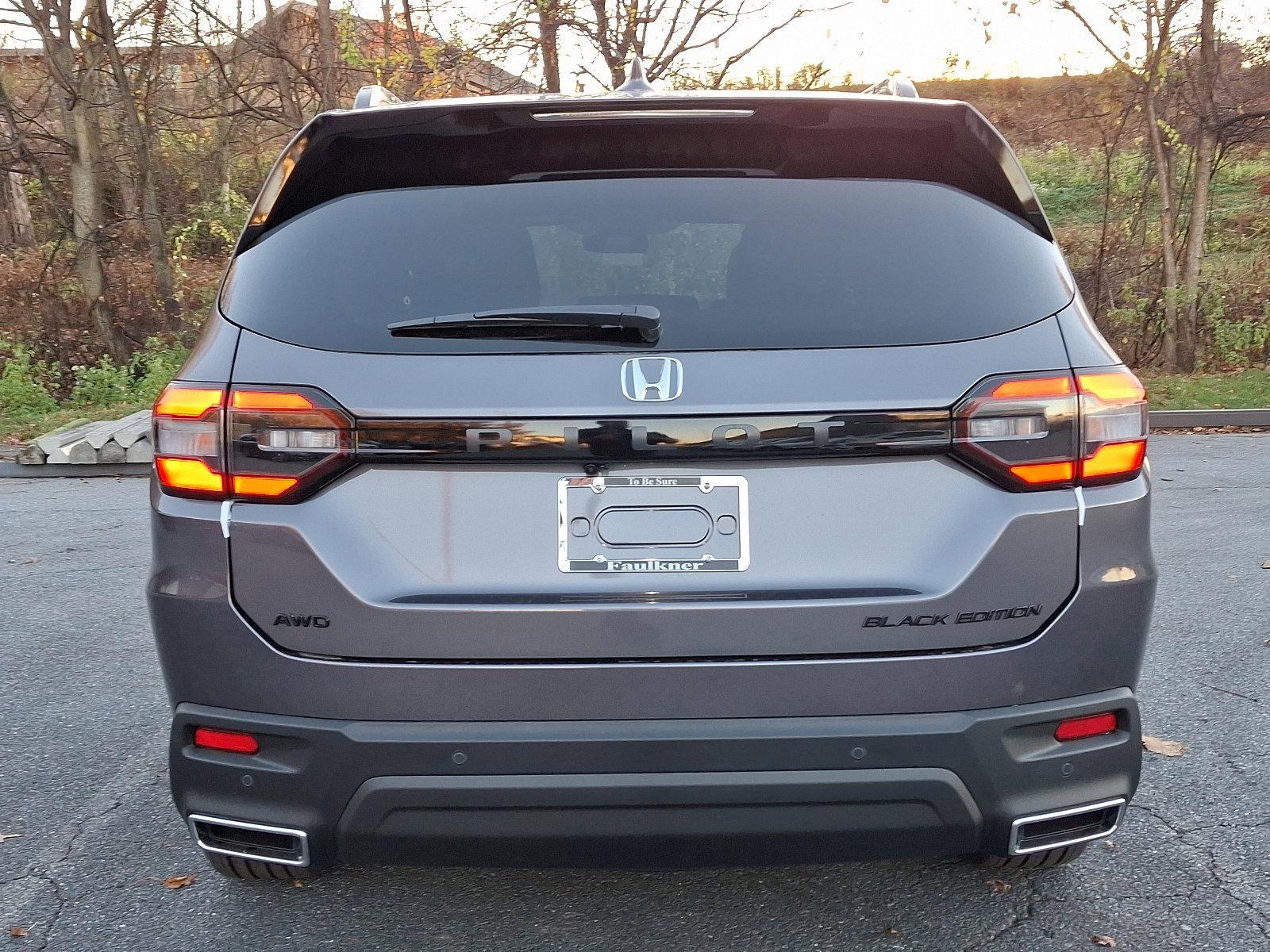 2025 Honda Pilot Vehicle Photo in Harrisburg, PA 17111