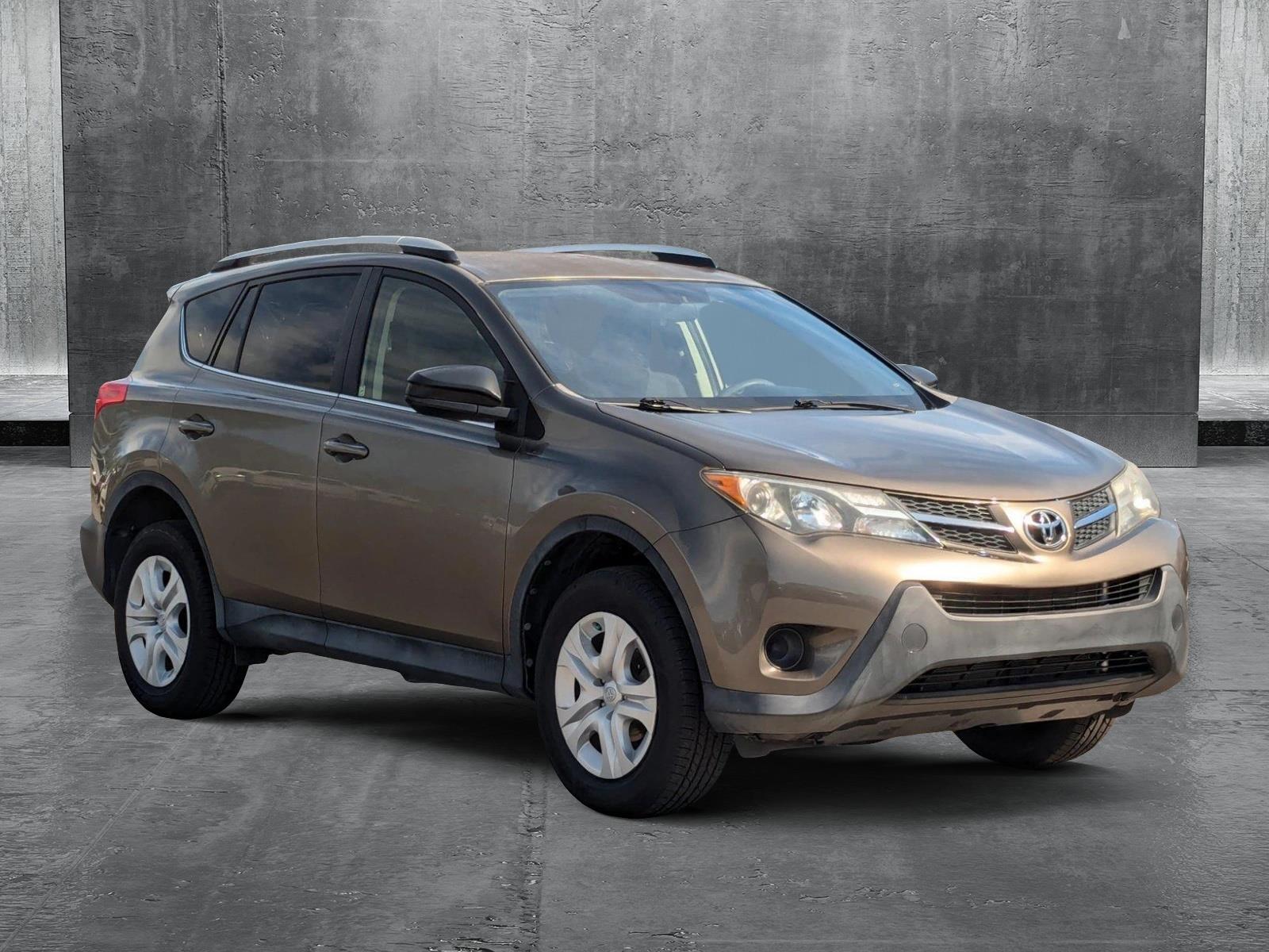 2015 Toyota RAV4 Vehicle Photo in St. Petersburg, FL 33713