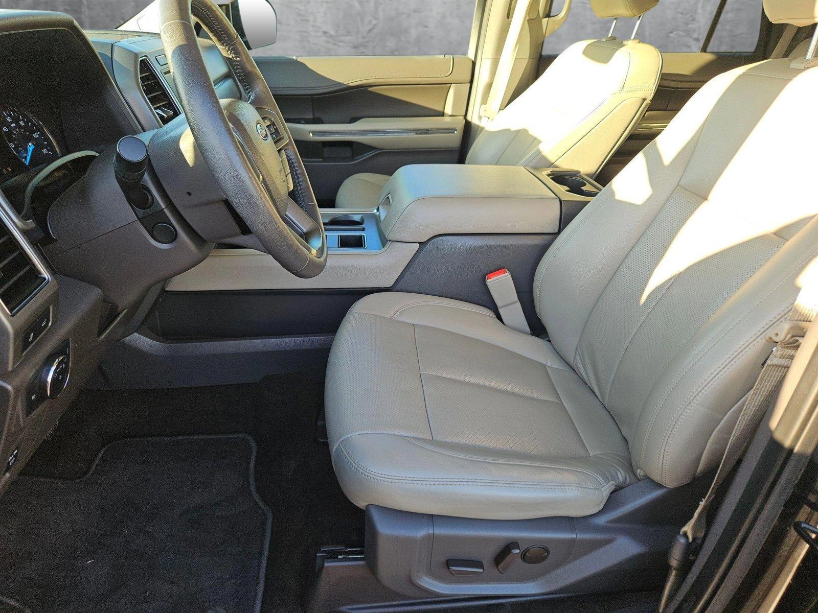 2020 Ford Expedition Vehicle Photo in MESA, AZ 85206-4395