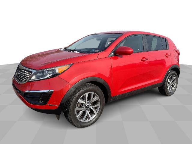 2015 Kia Sportage Vehicle Photo in MOON TOWNSHIP, PA 15108-2571