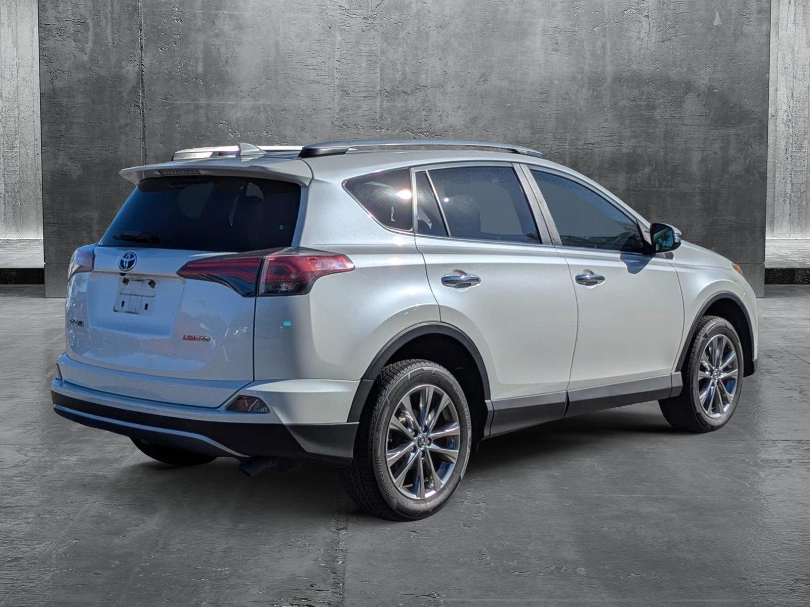 2018 Toyota RAV4 Vehicle Photo in Winter Park, FL 32792